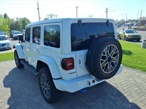Bright White Clearcoat 2024 Jeep Wrangler 4xe High Altitude