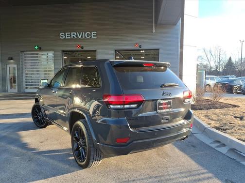 2018 Jeep Grand Cherokee Altitude