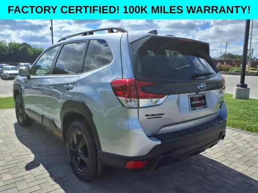 Ice Silver Metallic 2025 Subaru Forester Wilderness