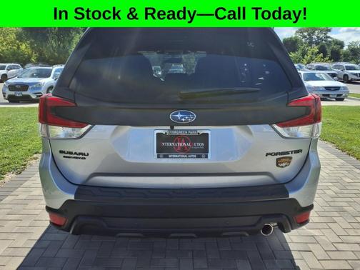 Ice Silver Metallic 2025 Subaru Forester Wilderness