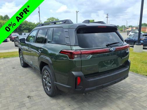 Deep Emerald Green Pearl 2026 Subaru Outback Premium
