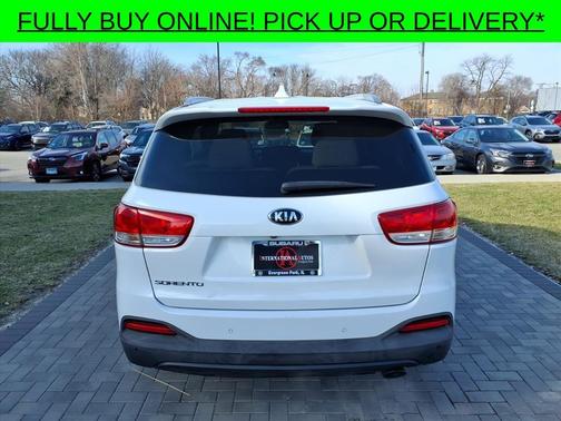 2016 Kia Sorento LX