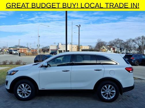 Snow White Pearl 2016 Kia Sorento LX