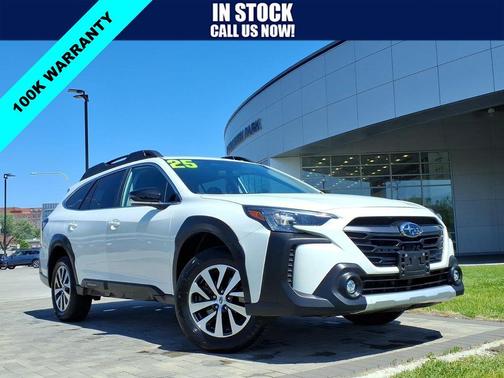 Crystal White Pearl 2025 Subaru Outback Premium