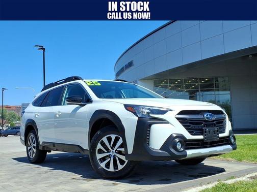 Crystal White Pearl 2025 Subaru Outback Premium