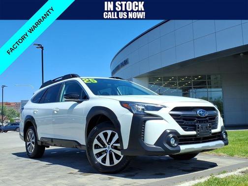 Crystal White Pearl 2025 Subaru Outback Premium