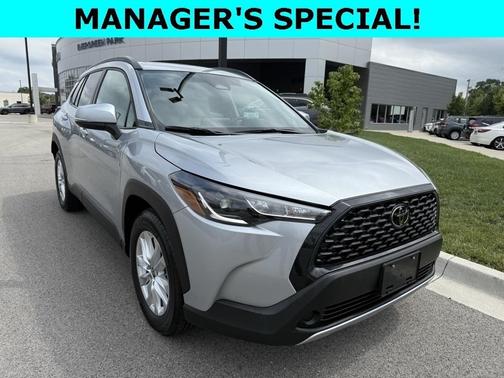 2024 Toyota Corolla Cross LE