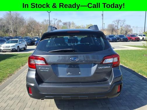 Magnetite Gray Metallic 2018 Subaru Outback 2.5i