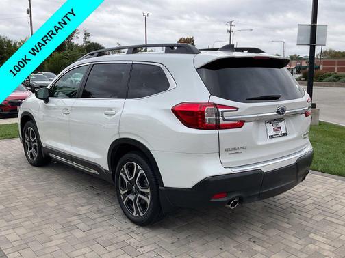 Crystal White Pearl 2025 Subaru Ascent Limited 8-Passenger