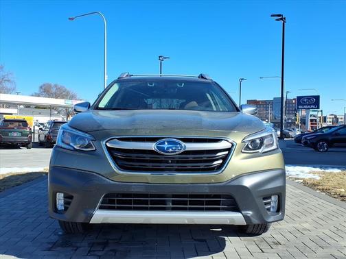 2022 Subaru Outback Touring XT