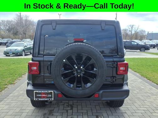 Black Clearcoat 2025 Jeep Wrangler 4xe Sahara