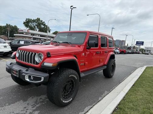 2024 Jeep Wrangler 4-Door Sahara 4x4