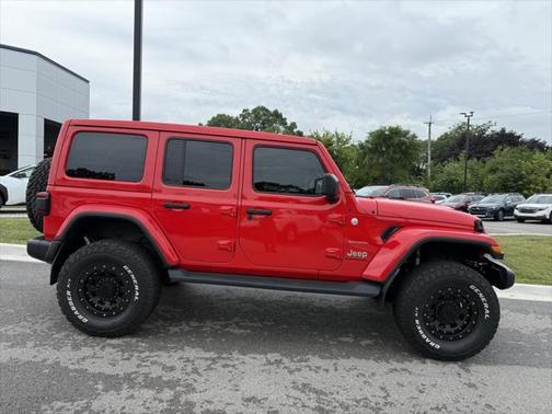 2024 Jeep Wrangler 4-Door Sahara 4x4