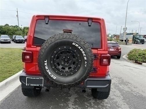 2024 Jeep Wrangler 4-Door Sahara 4x4
