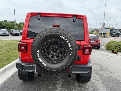 2024 Jeep Wrangler 4-Door Sahara 4x4