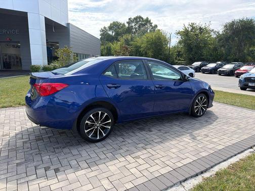 Blue Crush Metallic 2018 Toyota Corolla SE