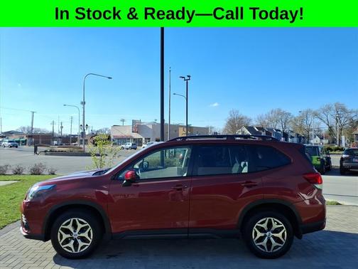 Crimson Red Pearl 2023 Subaru Forester Premium