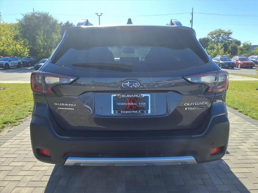 2025 Subaru Outback Touring XT