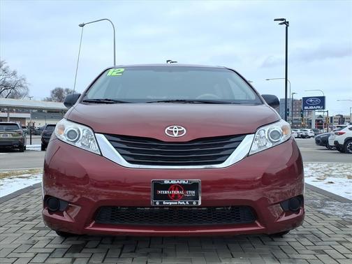 2012 Toyota Sienna LE
