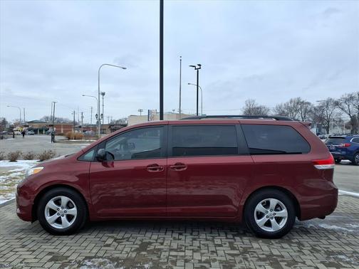 2012 Toyota Sienna LE