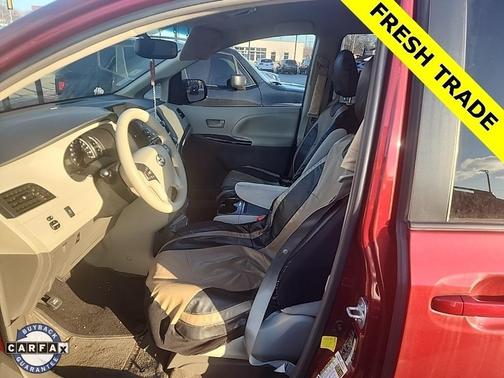 2012 Toyota Sienna LE