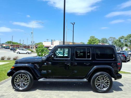 Black Clearcoat 2023 Jeep Wrangler 4xe Sahara High Altitude
