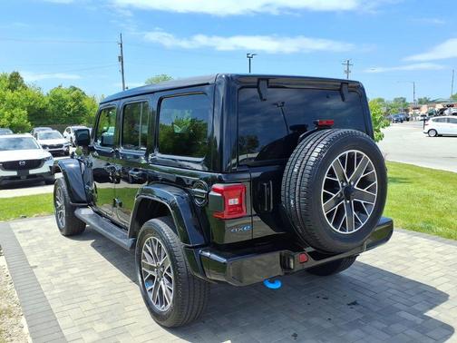 Black Clearcoat 2023 Jeep Wrangler 4xe Sahara High Altitude