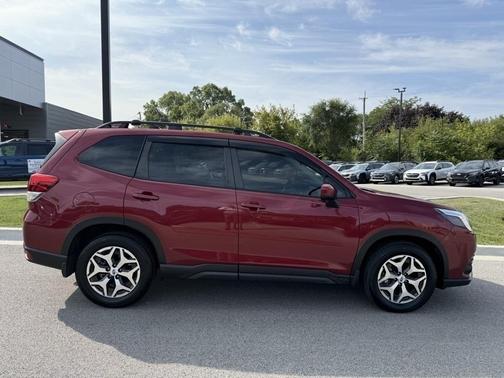 2023 Subaru Forester Premium