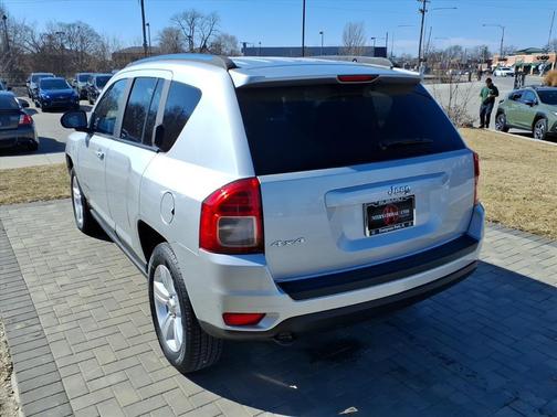 2011 Jeep Compass Base