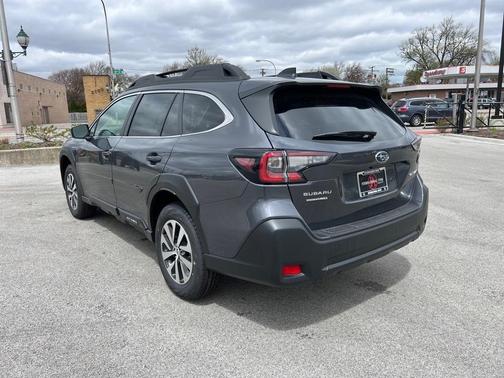 2025 Subaru Outback Premium