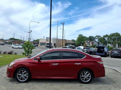 Red Brick 2014 Nissan Sentra SR