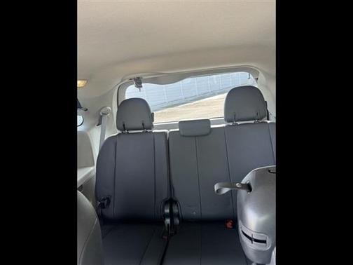 2012 Toyota Sienna SE