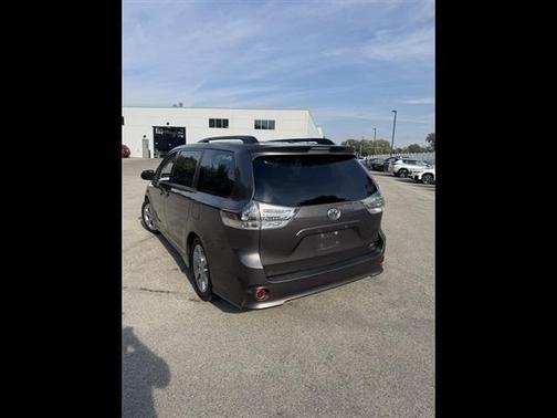 2012 Toyota Sienna SE