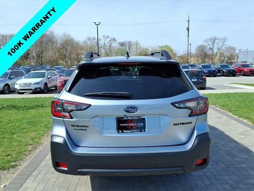 Ice Silver Metallic 2024 Subaru Outback Onyx Edition