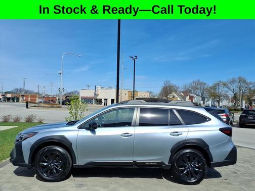 Ice Silver Metallic 2024 Subaru Outback Onyx Edition