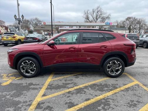 2024 Chevrolet Trax LT