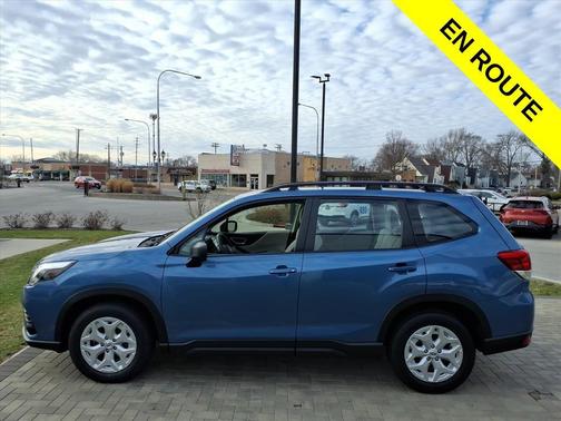 Horizon Blue Pearl 2024 Subaru Forester Base