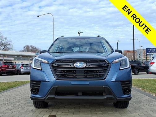 Horizon Blue Pearl 2024 Subaru Forester Base