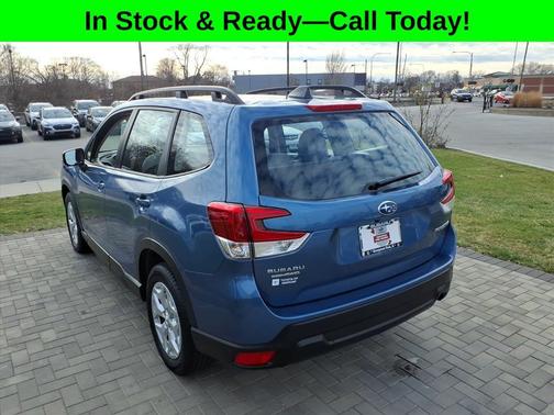 Horizon Blue Pearl 2024 Subaru Forester Base