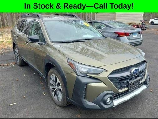 Green Metallic 2024 Subaru Outback Limited