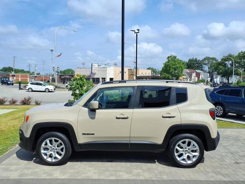 Mojave Sand 2015 Jeep Renegade Latitude