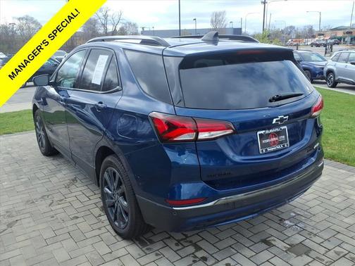 Blue Glow Metallic 2022 Chevrolet Equinox AWD RS