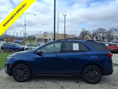 Blue Glow Metallic 2022 Chevrolet Equinox AWD RS