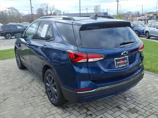 Blue Glow Metallic 2022 Chevrolet Equinox AWD RS