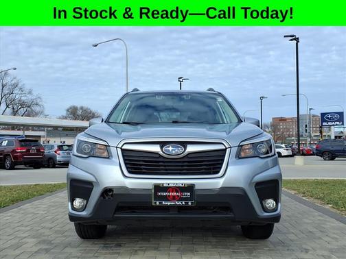 Ice Silver Metallic 2021 Subaru Forester Premium