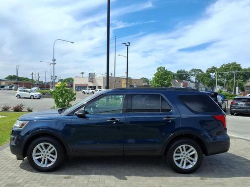 Blue Jeans 2017 Ford Explorer Base