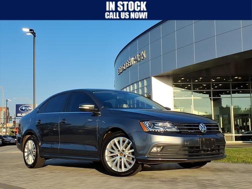 2015 Volkswagen Jetta Auto SE w/Connectivity/Navigation