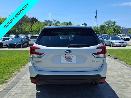 Crystal White Pearl 2024 Subaru Forester Premium
