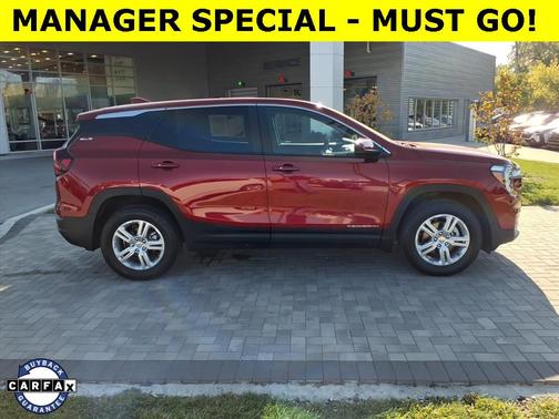 2024 GMC Terrain SLE