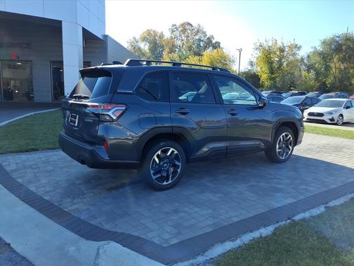 2025 Subaru Forester Hybrid Premium